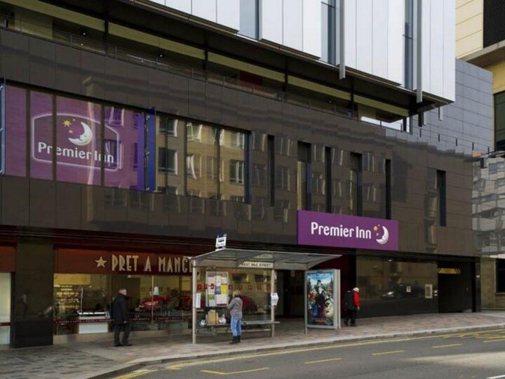 Premier Inn at Buchanan Galleries