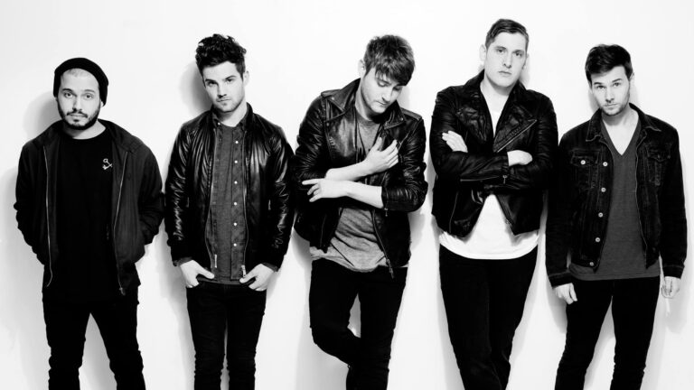 Kids in Glass Houses