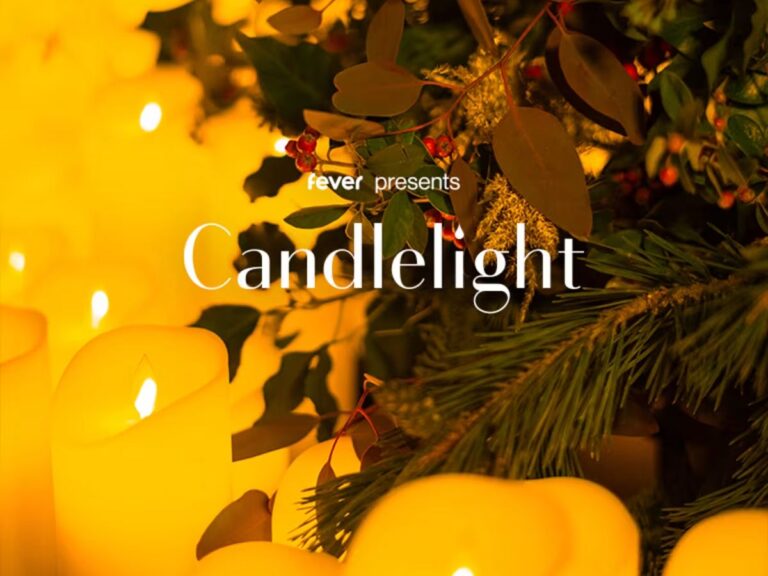 Candlelight Christmas Classics
