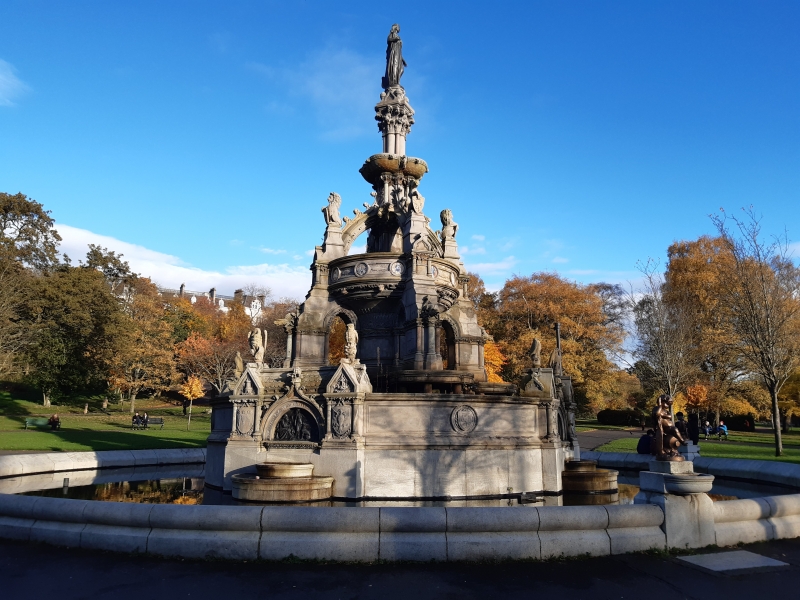 Kelvingrove park - Ornamental Fountains & Monuments