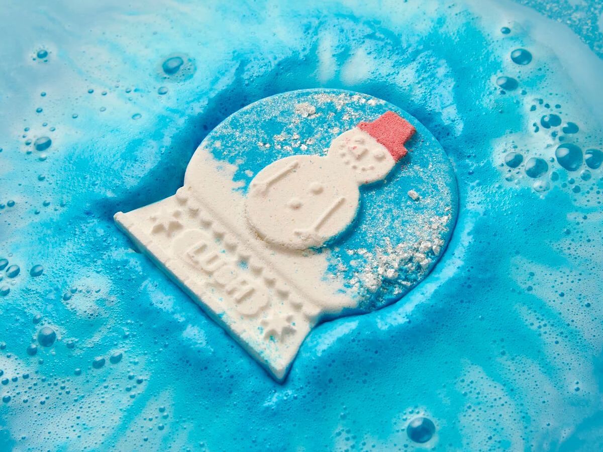 LUSH Glasgow City - Winter Grotto